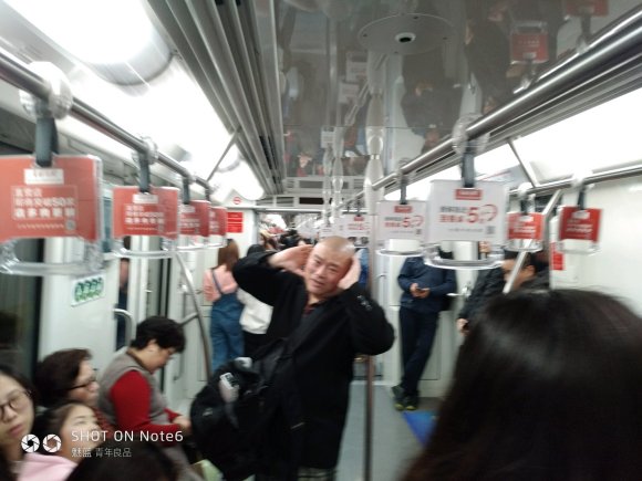 百度胖老师吧上海市公 安局轨道交通分局石宇玉老师求救 微信抖音快手百度贴吧百科图片视频知道搜索上海胖老 ...