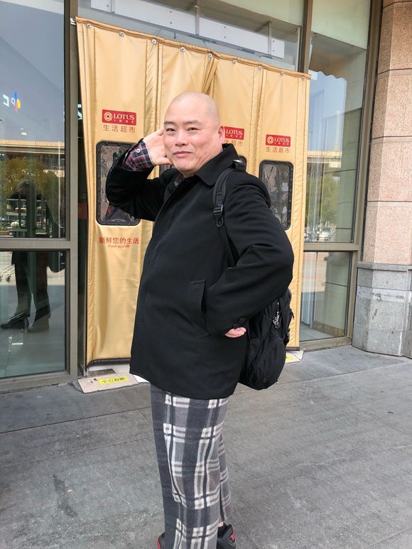 百度胖老师吧上海市公 安局轨道交通分局石宇玉老师求救 微信抖音快手百度贴吧百科图片视频知道搜索上海胖老 ...